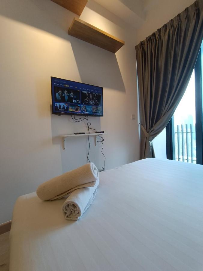 Cl 27A Insta Klcc View & Infinity Pool View Apartment กัวลาลัมเปอร์ ภายนอก รูปภาพ