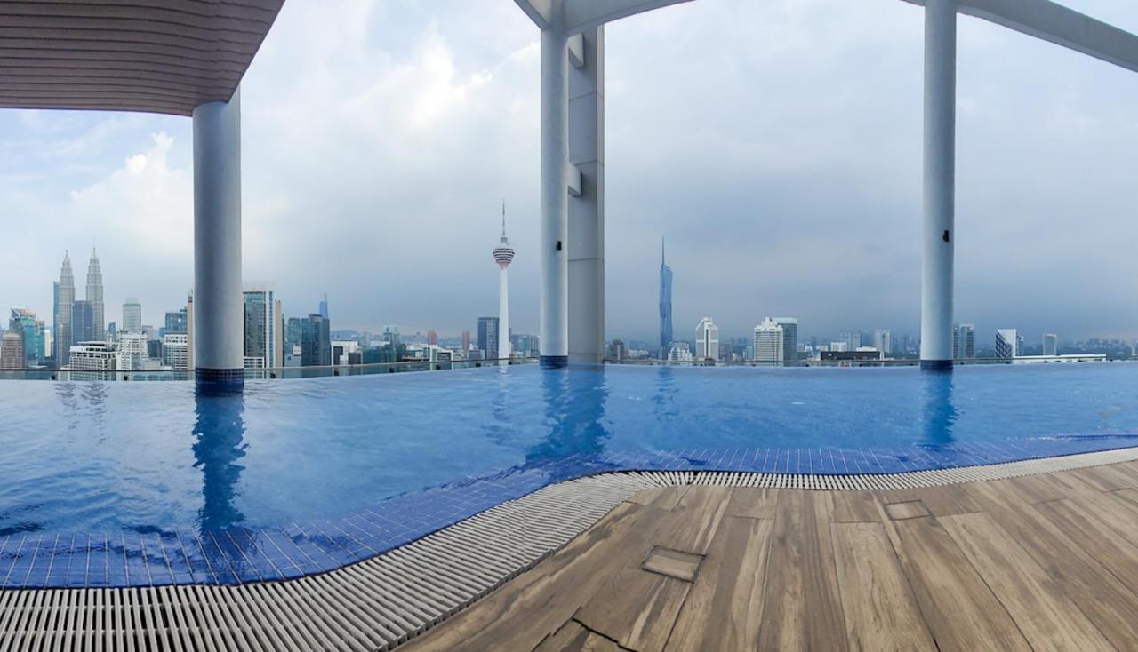 Cl 27A Insta Klcc View & Infinity Pool View Apartment กัวลาลัมเปอร์ ภายนอก รูปภาพ