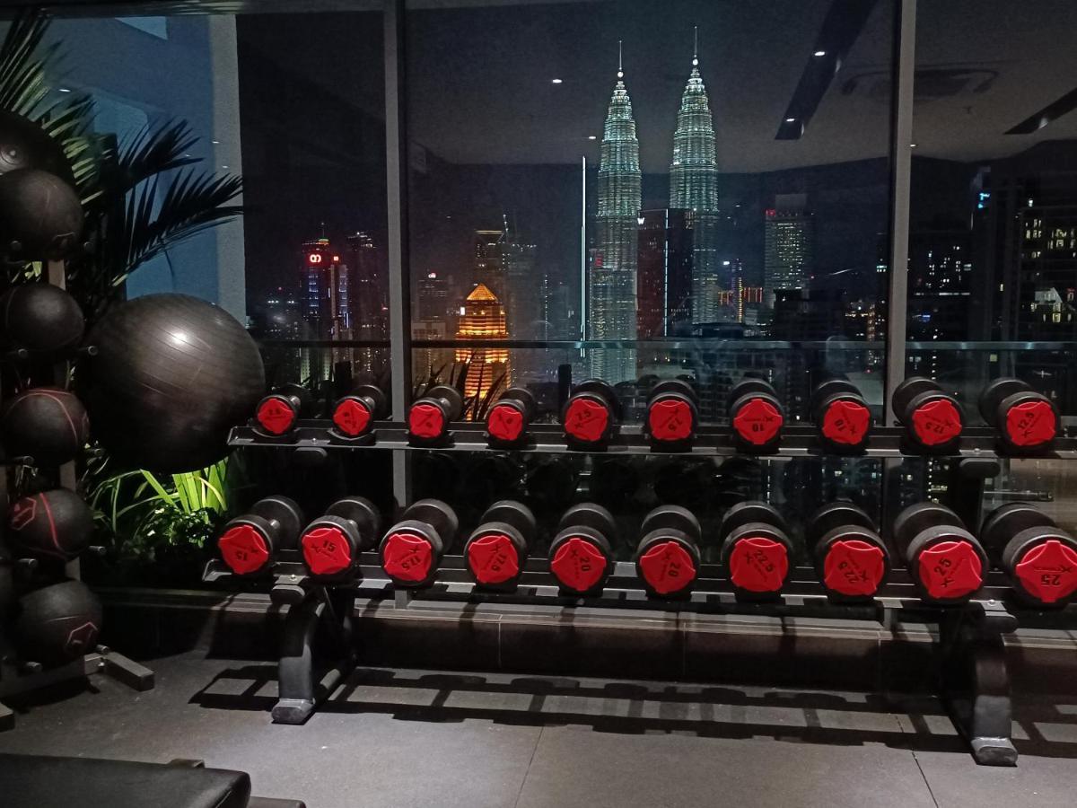 Cl 27A Insta Klcc View & Infinity Pool View Apartment กัวลาลัมเปอร์ ภายนอก รูปภาพ