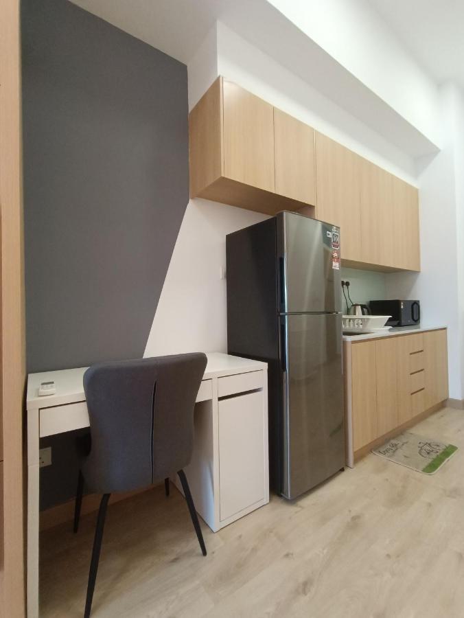 Cl 27A Insta Klcc View & Infinity Pool View Apartment กัวลาลัมเปอร์ ภายนอก รูปภาพ