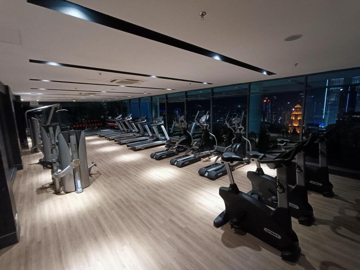 Cl 27A Insta Klcc View & Infinity Pool View Apartment กัวลาลัมเปอร์ ภายนอก รูปภาพ