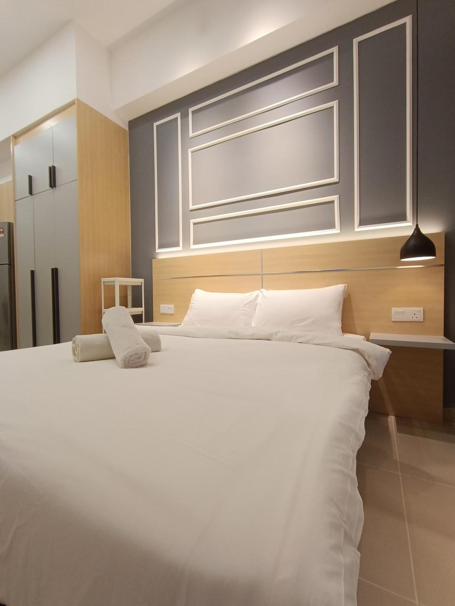 Cl 27A Insta Klcc View & Infinity Pool View Apartment กัวลาลัมเปอร์ ภายนอก รูปภาพ